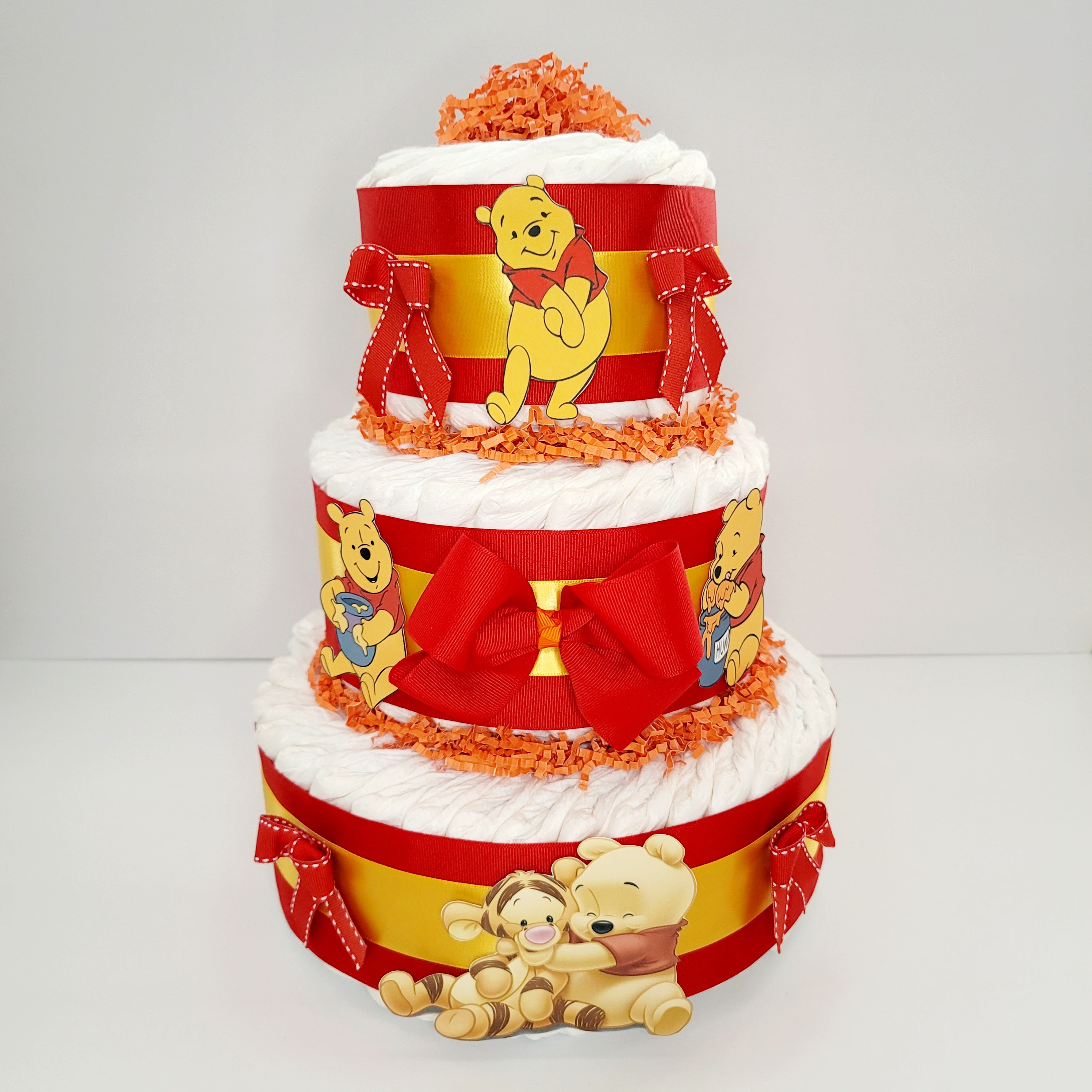 Pooh Creamy Cake 😋🐻🐝🍯 - Decorated Cake by Hend Taha-HODZI - CakesDecor